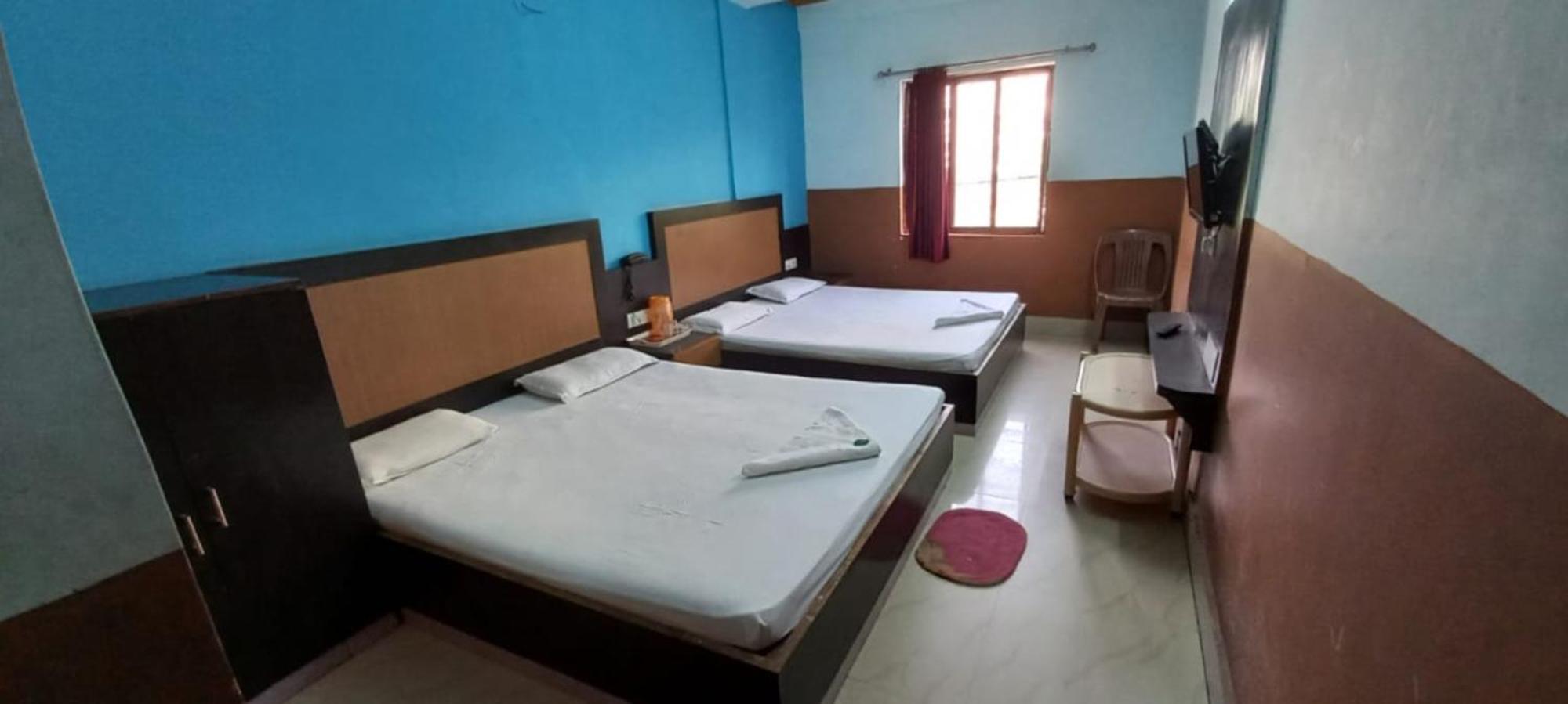 Hotel Samrat Palace Near Puri Sea Beach Best Choice Of Travellers By Morservices Екстериор снимка